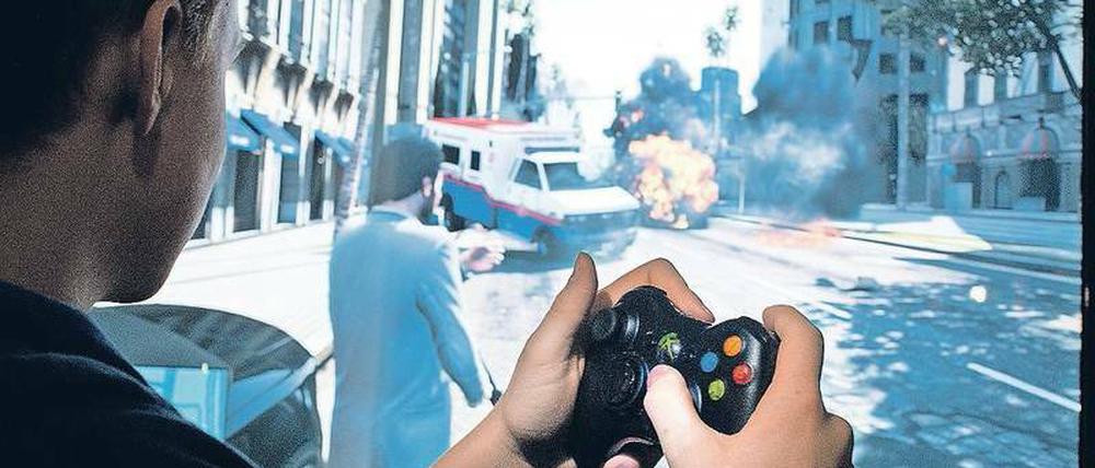 Der Drang zum Daddeln hat bei vier Prozent der 14- bis 16-Jährigen krankhaften Charakter, schätzt eine Studie des Medienpädagogischen Forschungsverbunds Südwest.