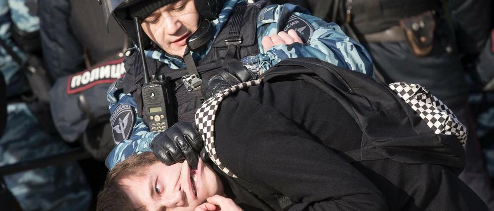 Wie hier in Moskau gingen die Sicherheitskräfte hart gegen die Demonstranten vor. 