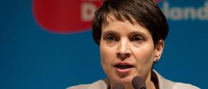 Die AfD-Bundesvorsitzende Frauke Petry Anfang März bei einer Wahlkampfveranstaltung in Schleswig-Holstein.