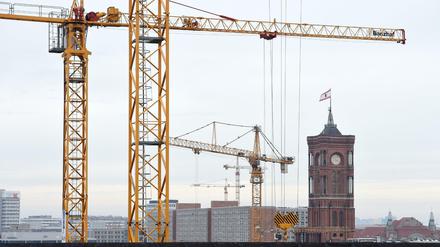 Bau und Dienstleistungen: Die Berliner Wirtschaft brummt. 