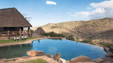 Gefährliche Idylle. Nomaden halten seit Mittwoch das Laikipia-Wildreservat besetzt und brannten bereits eine Safarilodge nieder.