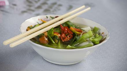 Wer glaubt, dass eine Suppe keine volle Mahlzeit sein kann, war noch nie vietnamesisch essen.