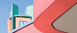 Poppig. Der Eingang des U-Bahnhofs Fehrbelliner Platz atmet den Geist der Siebziger.