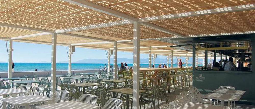 Der vor allem bei Deutschen beliebte „Ballermann 6“ heißt nun ganz offiziell „Beach Club Six“.
