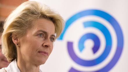 Rüstet auf gegen Cyberangriffe: Bundesverteidigungsministerin Ursula von der Leyen (CDU)
