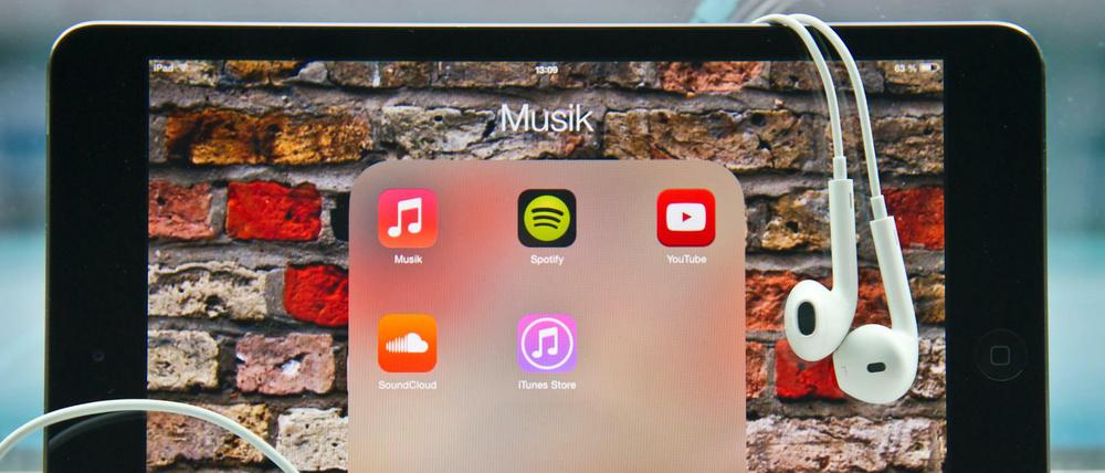 Mehr Daten. Telekom-Kunden können bald unbegrenzt YouTube schauen. Für Spotify gilt das nicht. 