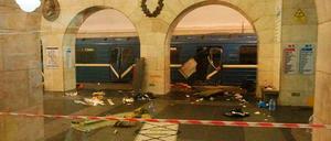 Ort des Grauens. Die U-Bahn in St.Petersburg.