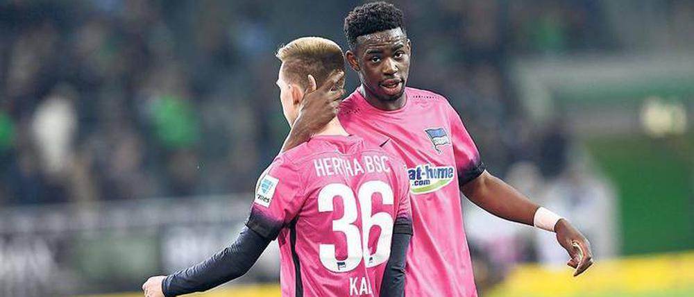 Auftritt mit Aussicht. Julius Kade (links) und Jordan Torunarigha spielten stark vor. 