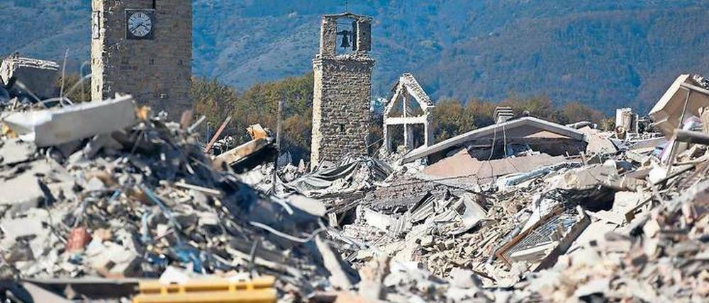 Nach dem Beben. Das Dorf Amatrice in Zentralitalien wurde durch Erdstöße am 30. Oktober 2016 völlig zerstört. Das Beben hatte eine Magnitude von 6,6.