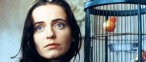 Leonor Silveira spielt in „Am Ufer des Flusses“ eine an die Figur Madame Bovary angelehnte junge Frau.