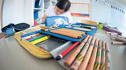 Und wer kümmert sich um die Kleinen? Kinder benötigen Hilfe, oft nicht nur in der Schule. 