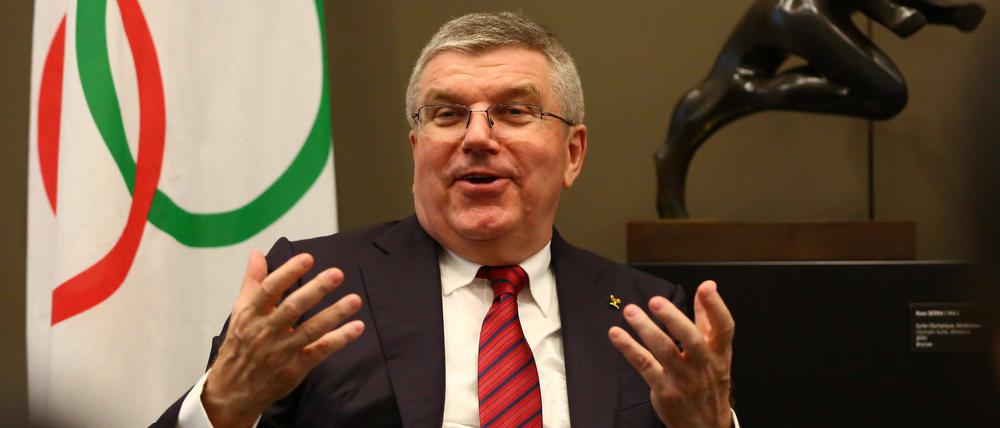 Wer weiß das alles schon? Thomas Bach soll in seiner Zeit als DOSB-Chef und IOC-Vizepräsident für einen Beratervertrag bei Ferrostaal ein gutes Honorar bekommen haben.