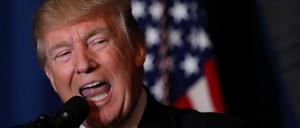 Der US-Präsident bei seiner Ansprache auf seinem Anwesen in Mar-a-Lago, Florida.