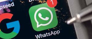 Eine „Whatsapp-Gruppe“ zwischen Lehrer und Schulklasse? Praktisch, aber zu unsicher. 
