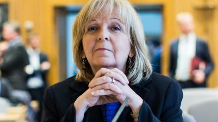 Die Ministerpräsidentin von Nordrhein-Westfalen, Hannelore Kraft (SPD) am Freitagabend im Untersuchungsausschuss zum Fall Amri. 