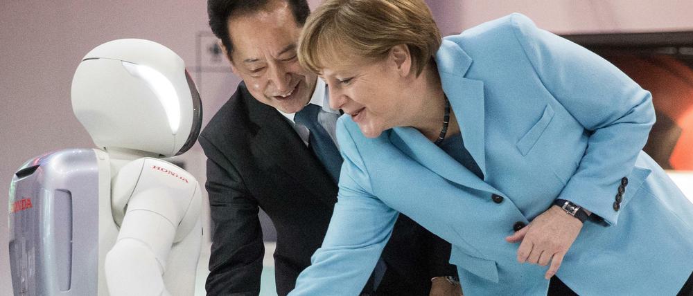 Shake-hands mit der Zukunft. Angela Merkel sagt: Soziale Gerechtigkeit gibt es nicht ohne Innovation.