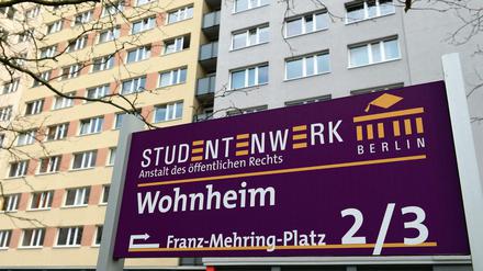 Günstige Wohnung gesucht. Nicht alle Studierenden finden Platz in den relativ erschwinglichen Wohnheimen des Studentenwerks.