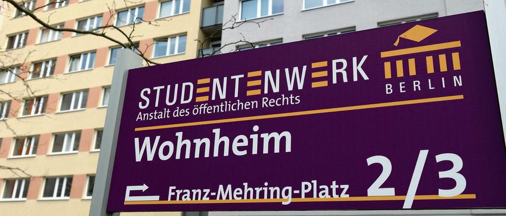 Günstige Wohnung gesucht. Nicht alle Studierenden finden Platz in den relativ erschwinglichen Wohnheimen des Studentenwerks.