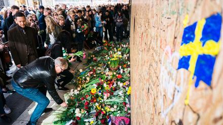 Gedenken an die Opfer des Lkw-Anschlags in Stockholm