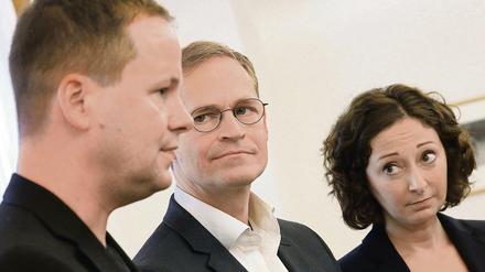 Die Berliner sind unzufrieden mit dem rot-rot-grünen Senat. Hier Klaus Leder (Linke, links), Michael Müller (SPD, Mitte) und Ramon Pop (Grüne).