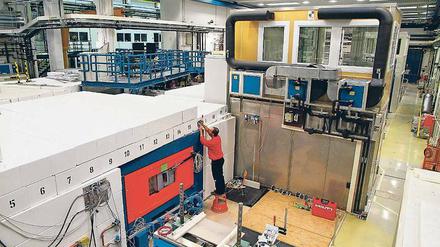 Blick in die Betriebs- und Experimentierräume der Reaktoranlage. Aber die Tage des Wannsee-Reaktors sind gezählt. 