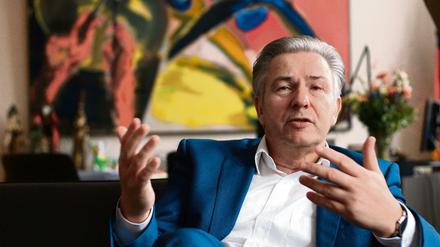 Berlins einstiger Bürgermeister Klaus Wowereit freut sich nicht auf Chris Dercons Volksbühne.