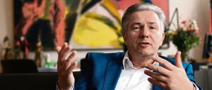 Berlins einstiger Bürgermeister Klaus Wowereit freut sich nicht auf Chris Dercons Volksbühne.