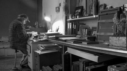 Eigensinniger Künstler. Robert Frank in einer Szene aus "Robert Frank - Don't Blink".