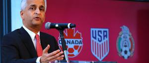 Sunil Gulati, Präsident des US-Verbands, erläutert sein Vorhaben.