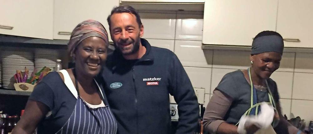 Bild vom vergangenen Jahr: Unser Kolumnist und Mama Mzansi im Jahr 2016.