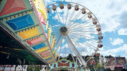 Von ganz oben kann man den Flughafen sehen: Riesenrad auf dem Zentralen Festplatz im Wedding.