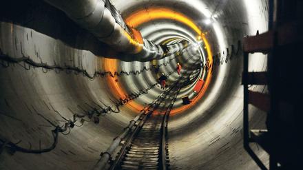 Die BVG buddelt viel in Berlin - auch auf der U5-Baustelle zwischen Rotem Rathaus und Unter den Linden.