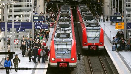 Archivfoto: Züge in Köln.