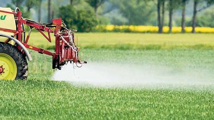 Digital gesteuert. In vielen landwirtschaftlichen Betrieben lenken Computer inzwischen den Einsatz von Dünge- und Pflanzenschutzmitteln.