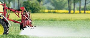 Digital gesteuert. In vielen landwirtschaftlichen Betrieben lenken Computer inzwischen den Einsatz von Dünge- und Pflanzenschutzmitteln.