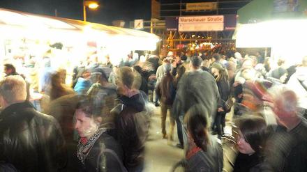 Der S-Bahnhof Warschauer Straße ist ein wuseliger Schmelztigel für Nachtschwärmer und Kriminelle.