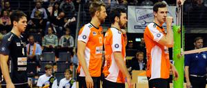 Die zwei Australier Luke Perry und Paul Carroll sowie die beiden Kanadier Steven Marshall und Graham Vigrass (von links) gehören in dieser Saison zu den Stützen der BR Volleys.