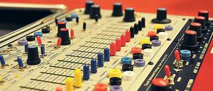 Zurück in die Zukunft. Die „Electric Music Box“ von 1970 vereint zahlreiche Funktionen eines modularen Synthesizers im handlichen Kofferformat.