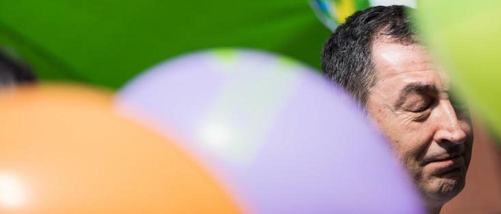 Grünen-Chef Cem Özdemir bei einer Wahlkampaktion in Münster. 