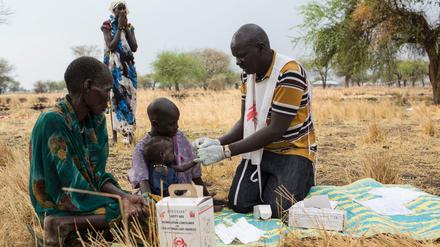 Kinder - wie hier im Südsudan - sind besonders von Malaria bedroht.