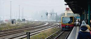 Am S-Bahnhof Tempelhof sind zusätzliche Ausgänge direkt zum Tempelhofer Feld geplant. 