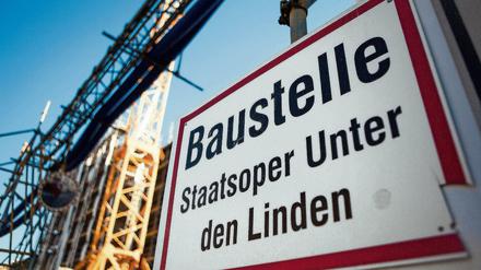 Eine Oper in Bau ist immer noch eine Oper, kann also auch eröffnet werden, oder was?