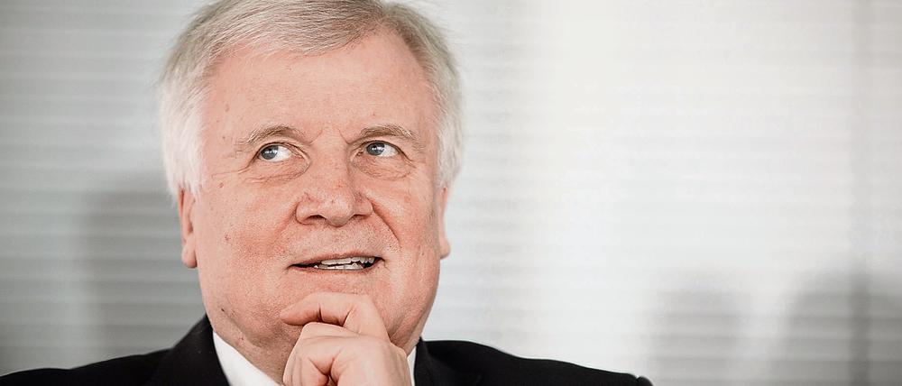 Horst Seehofer will sich offenbar über 2018 hinaus als Bayerns Ministerpräsident und CSU-Vorsitzender zur Wahl stellen.