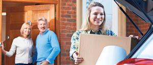 Wenn die erwachsenen Kinder ausziehen, entsteht im Leben der Eltern oft eine Leere.