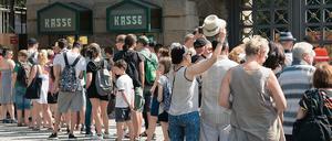 Schlechte Aussichten für Besucher von Zoo und Tierpark. Bei den angekündigten Warnstreiks drohten eingeschränkte Öffnungszeiten.