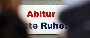 Vielen Gymnasiasten stehen demnächst Abiturprüfungen bevor.