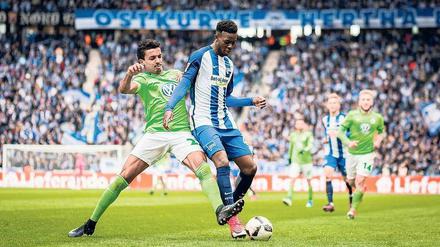 Souverän wie ein Alter. Jordan Torunarigha hat bisher erst einmal bei Herthas Profis in der Startelf gestanden, doch nervös ist er deshalb nicht. 