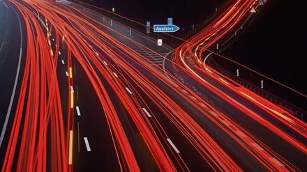 Bundestag will Autobahngesellschaft kontrollieren. 