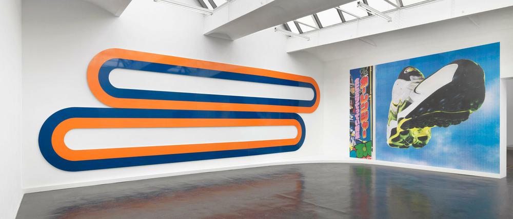 Blick in die Ausstellung von Michel Majerus (Galerie Neugerriemschneider) 
