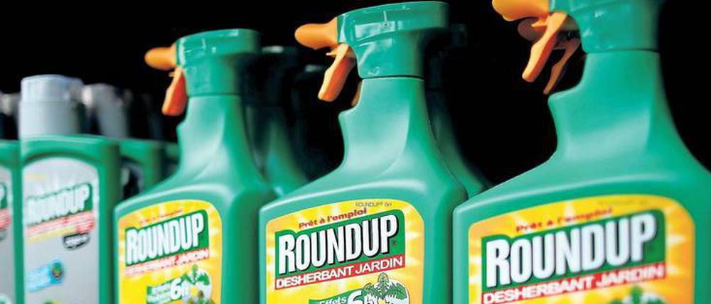 Pflanzengift. Roundup von Monsanto gehört zu den weltweit meistgenutzten Pestiziden.